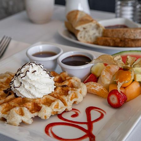 Chez Truchon Bistro-Auberge La Malbaie Εξωτερικό φωτογραφία