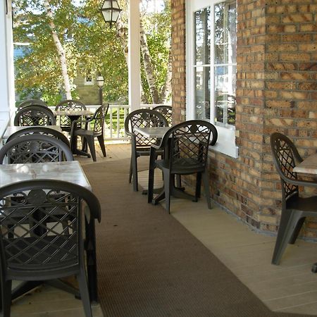Chez Truchon Bistro-Auberge La Malbaie Εξωτερικό φωτογραφία