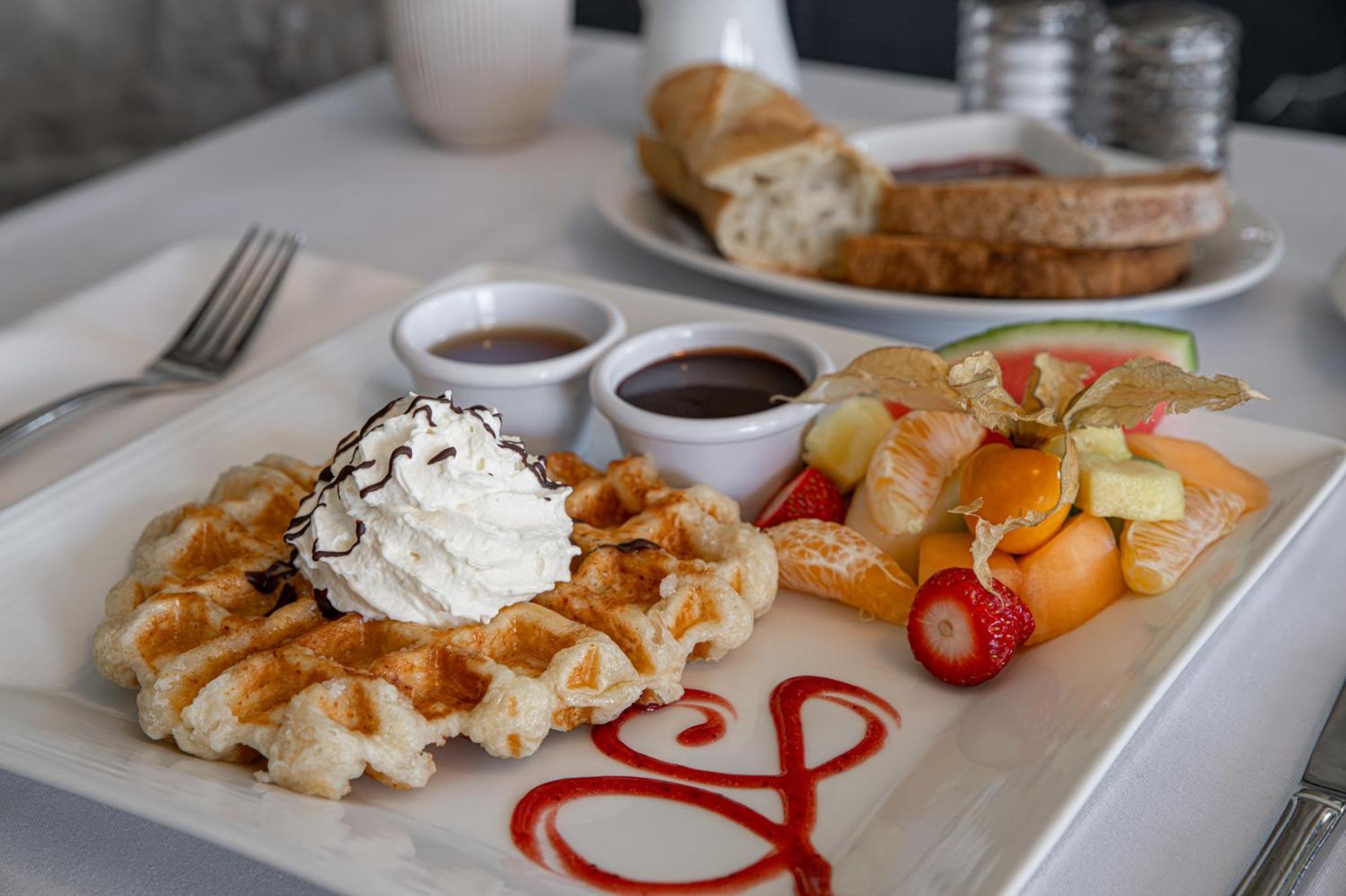 Chez Truchon Bistro-Auberge La Malbaie Εξωτερικό φωτογραφία