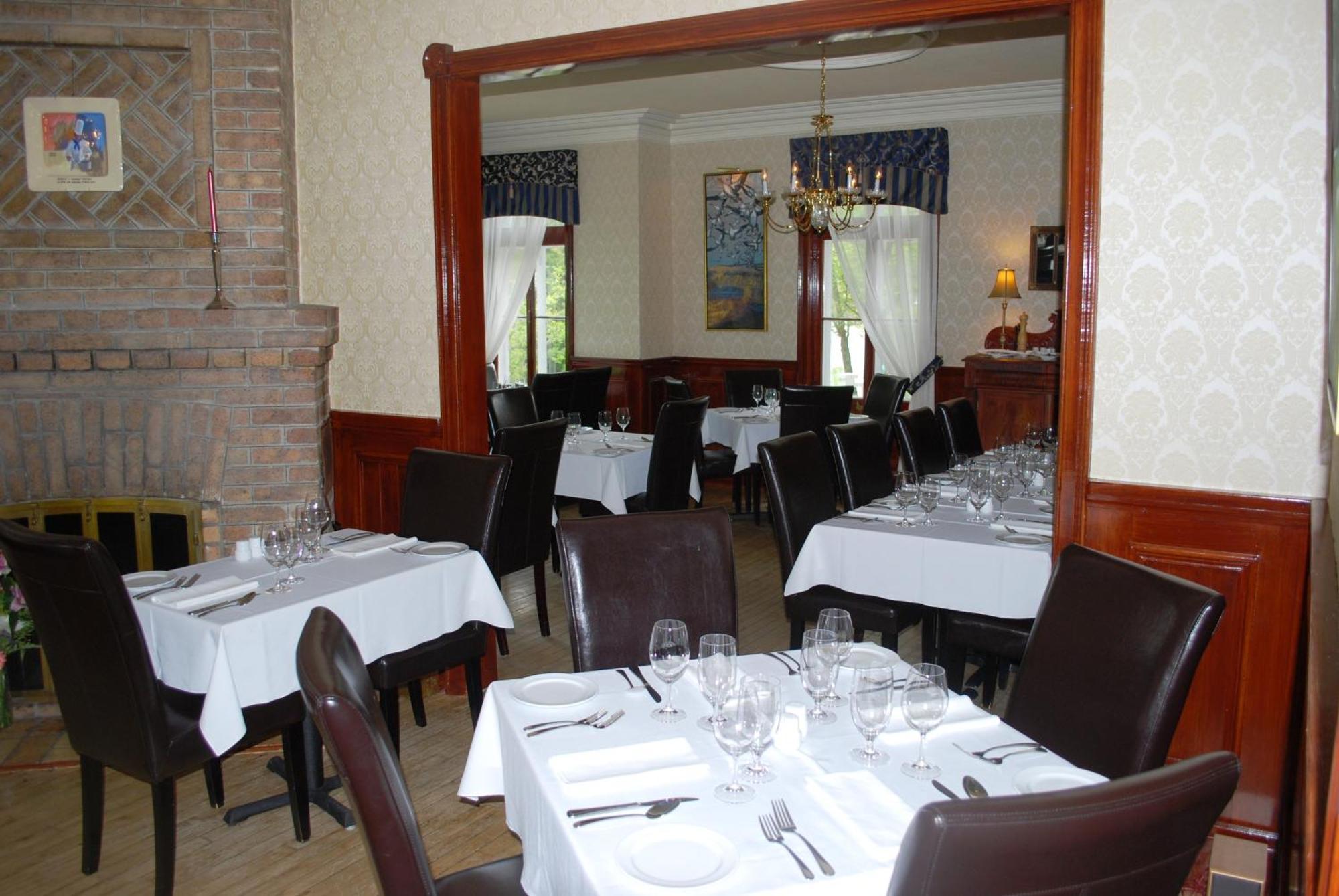 Chez Truchon Bistro-Auberge La Malbaie Εξωτερικό φωτογραφία