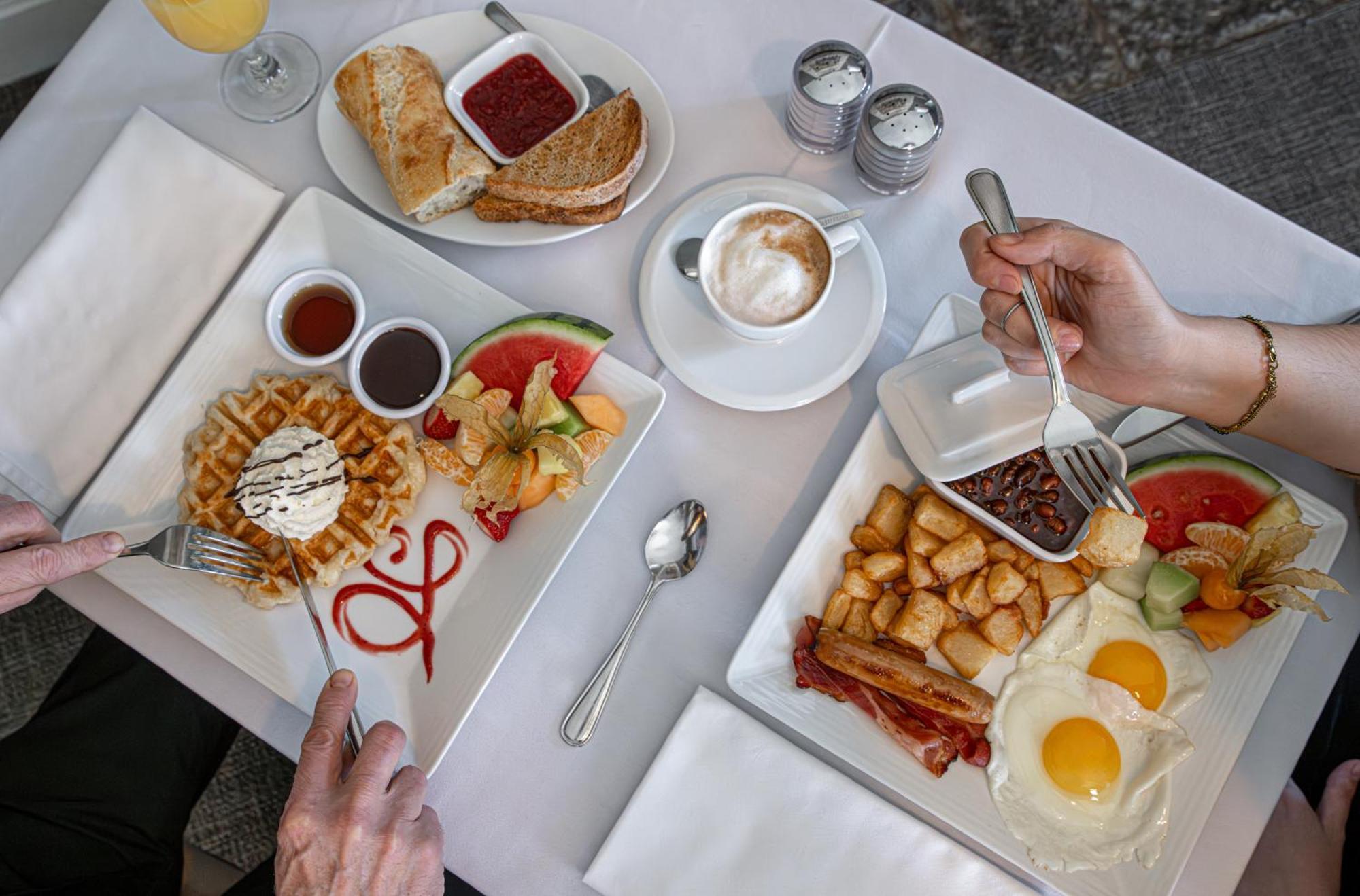 Chez Truchon Bistro-Auberge La Malbaie Εξωτερικό φωτογραφία