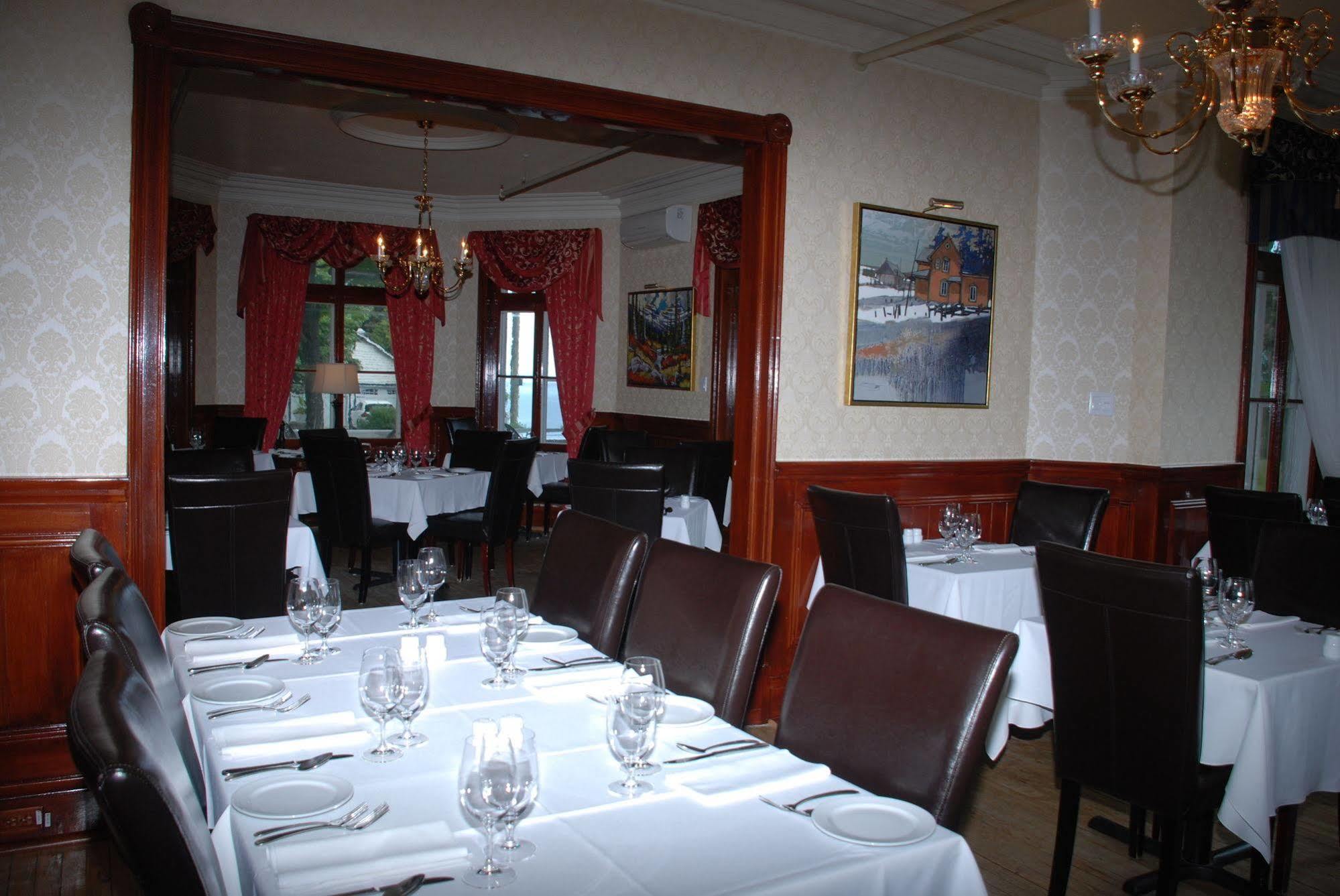 Chez Truchon Bistro-Auberge La Malbaie Εξωτερικό φωτογραφία